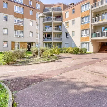 Cocon Roseraie * L'Hay-les-Roses